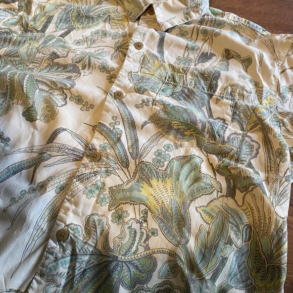 Tommy Bahama Shirt Mens M Green Tropical Hawaiian Vacation SILK - Picture 4 of 6